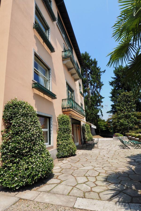Casa Mondadori Bed & Breakfast เมอินา ภายนอก รูปภาพ