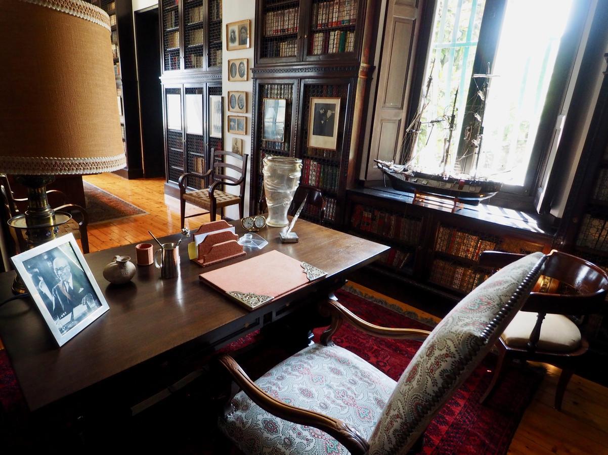 Casa Mondadori Bed & Breakfast เมอินา ภายนอก รูปภาพ