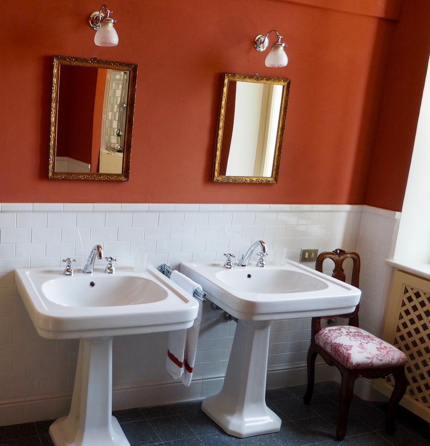 Casa Mondadori Bed & Breakfast เมอินา ภายนอก รูปภาพ