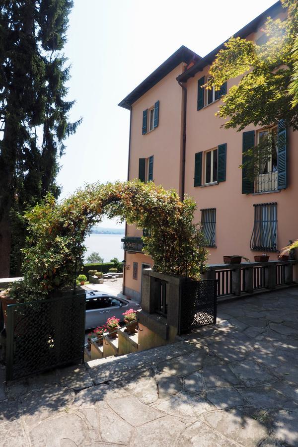 Casa Mondadori Bed & Breakfast เมอินา ภายนอก รูปภาพ
